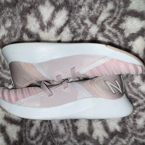 Women's Pink NewBalance sneakers